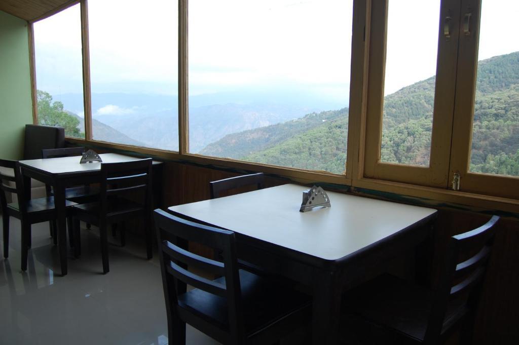 Natureraga Fernhill Resort Chail Bagian luar foto