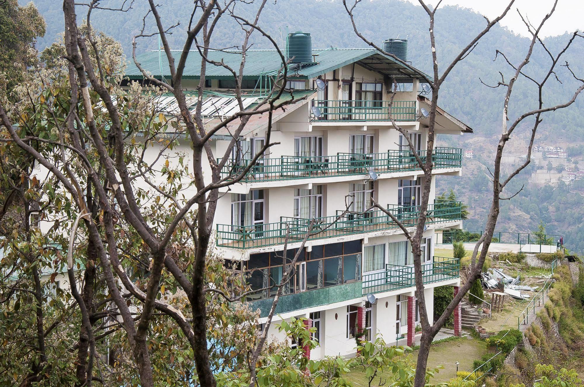 Natureraga Fernhill Resort Chail Bagian luar foto