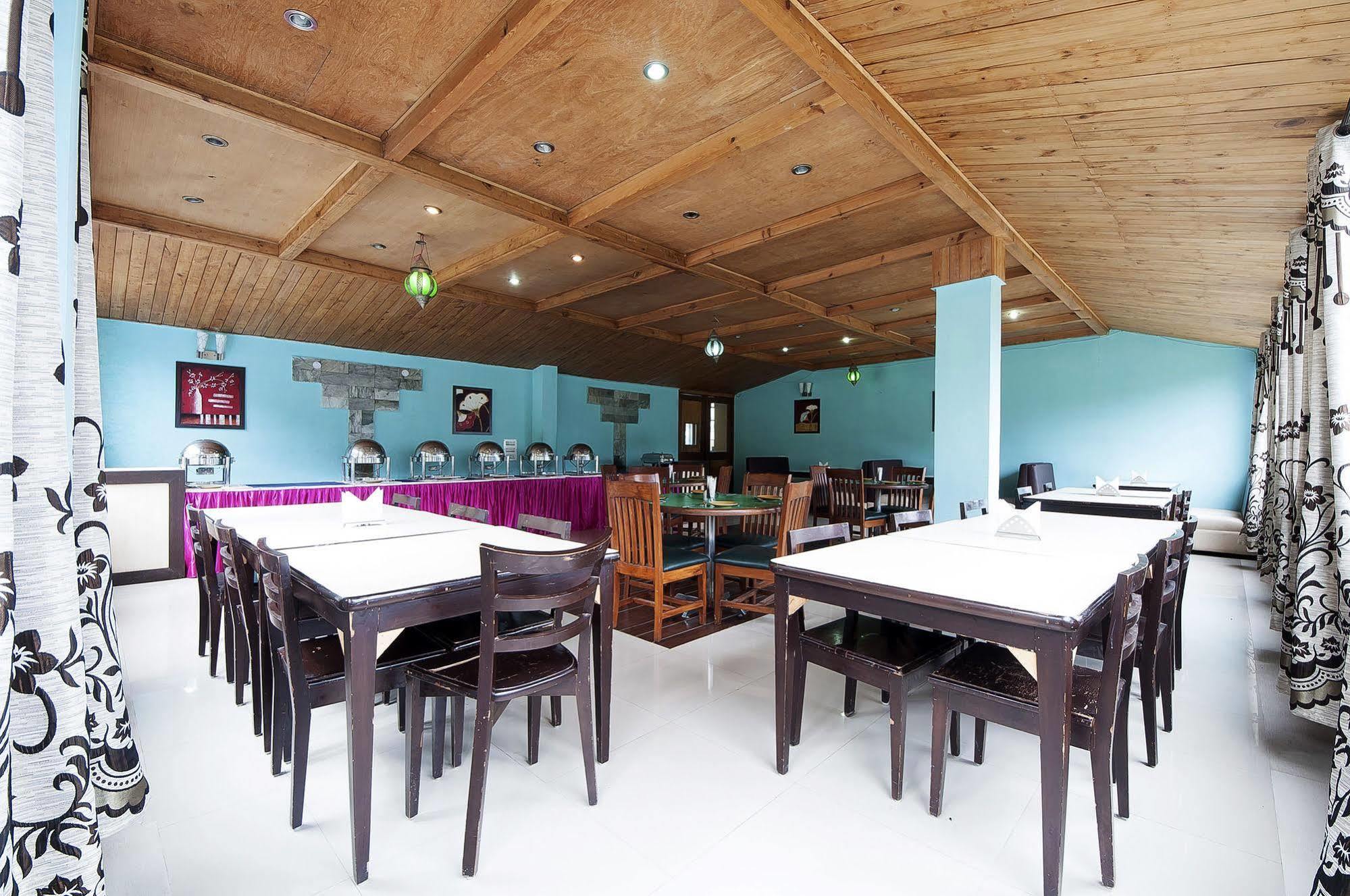 Natureraga Fernhill Resort Chail Bagian luar foto