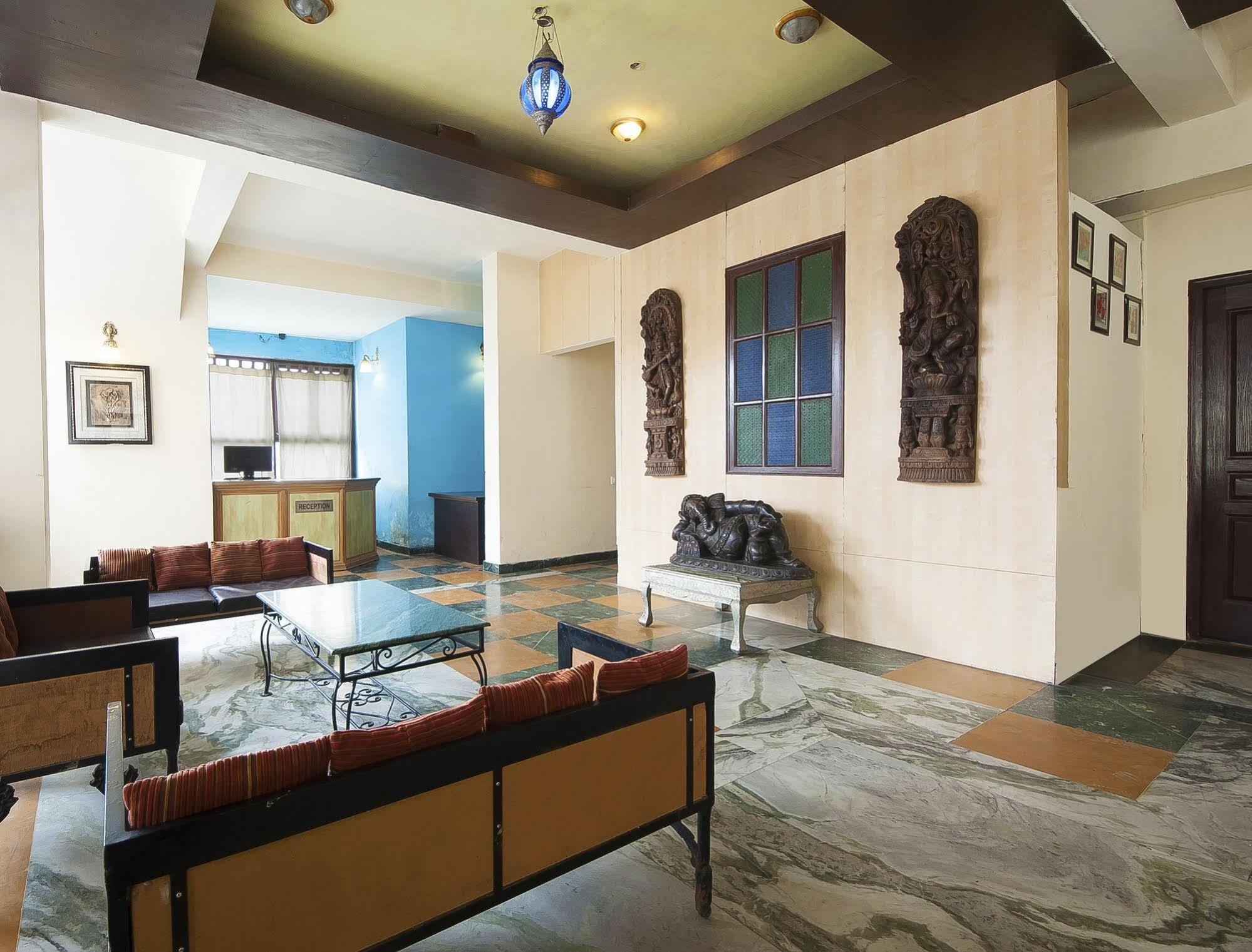 Natureraga Fernhill Resort Chail Bagian luar foto